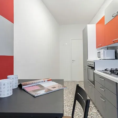 Italianway - Canonica 40 *